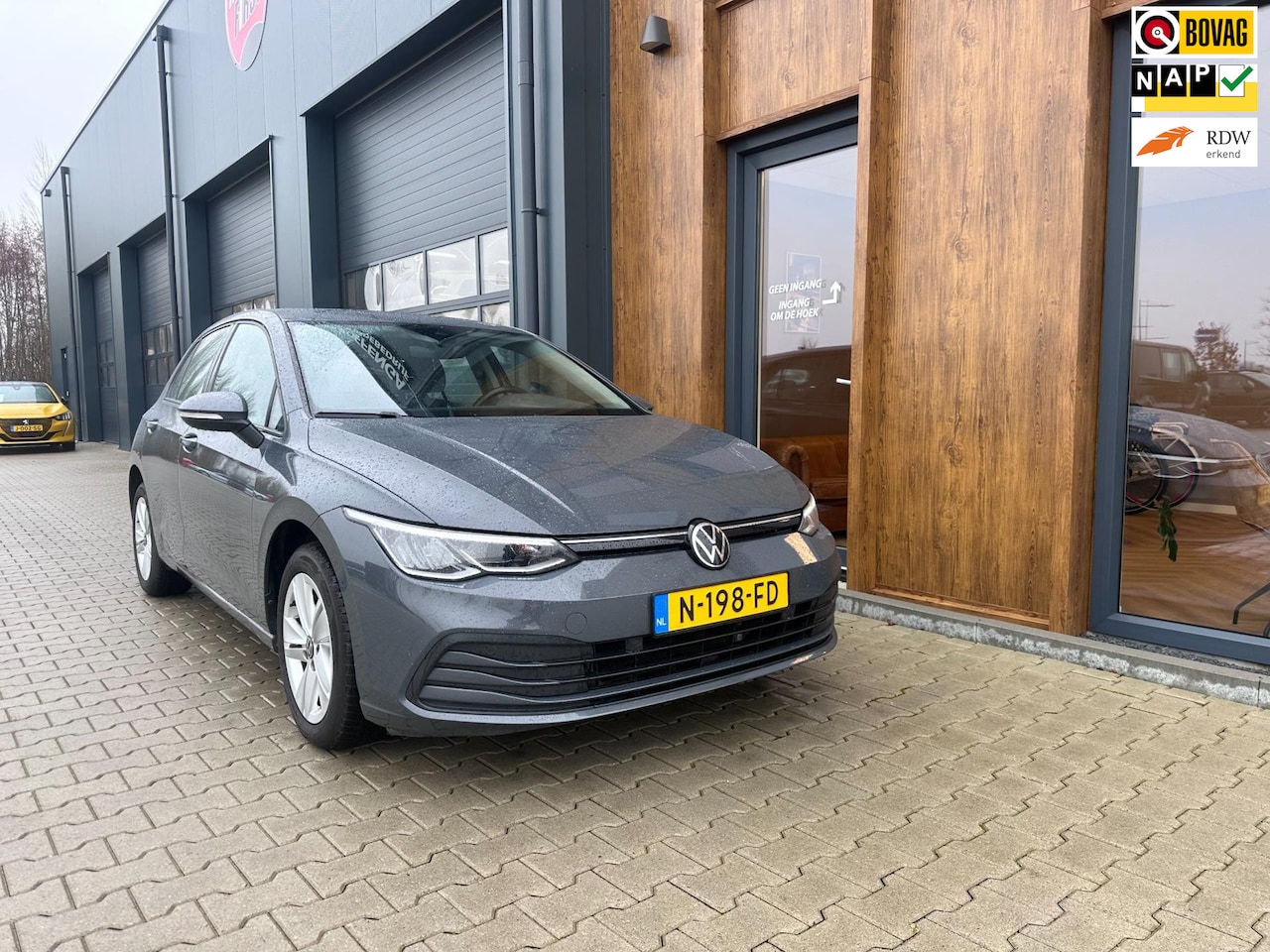 Volkswagen Golf - 1.0 eTSI Life - AutoWereld.nl