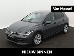 Volkswagen Golf - 1.5 eHybrid Life Edition 204 PK Automaat | Plug in Hybride | Apple Carplay | Parkeersensor