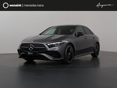 Mercedes-Benz A-klasse - 180 Star Edition AMG Line | Achteruitrijcamera | Sfeerverlichting | Keyless go | Panoramas