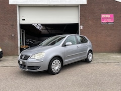 Volkswagen Polo - 1.2-12V Comfortline | Airco| Cruisecontrol