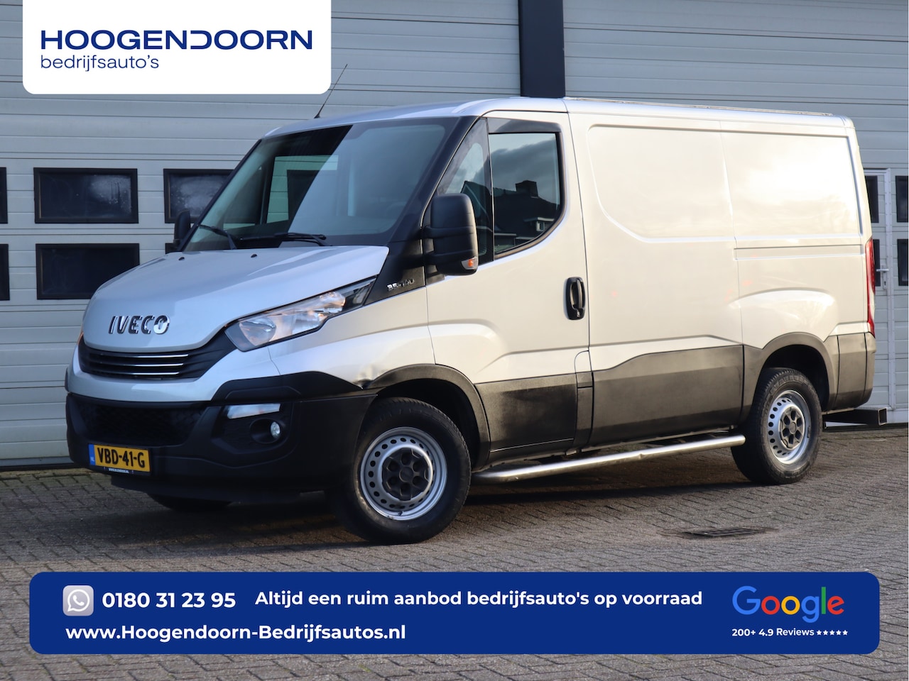 Iveco Daily - 35S14 2.3 136 pk Euro 6 - L1H1 - 3,5t kg Trekhaak - Apple Carplay - Camera - AutoWereld.nl