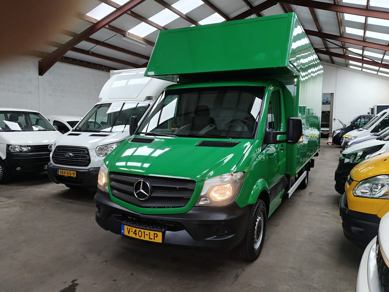 Mercedes-Benz Sprinter - 314 2.2 CDI SPIEGELBAKWAGEN / LAADKLEP Autom - AutoWereld.nl