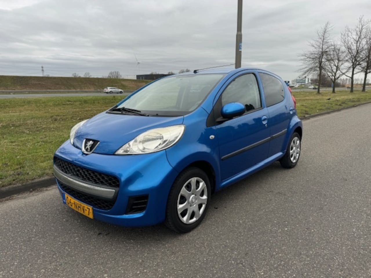 Peugeot 107 - 1.0-12V Urban Move Airco 5Drs - AutoWereld.nl