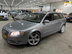 Audi A4 Avant - 2.0 TFSI quattro Pro Line / S-LINE / NAVI-MULTIEMEDIA / LEDER INTR