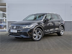 Volkswagen Tiguan - 1.5 TSI 150PK DSG R-Line Business | Trekhaak | Camera| Carplay En Navi|