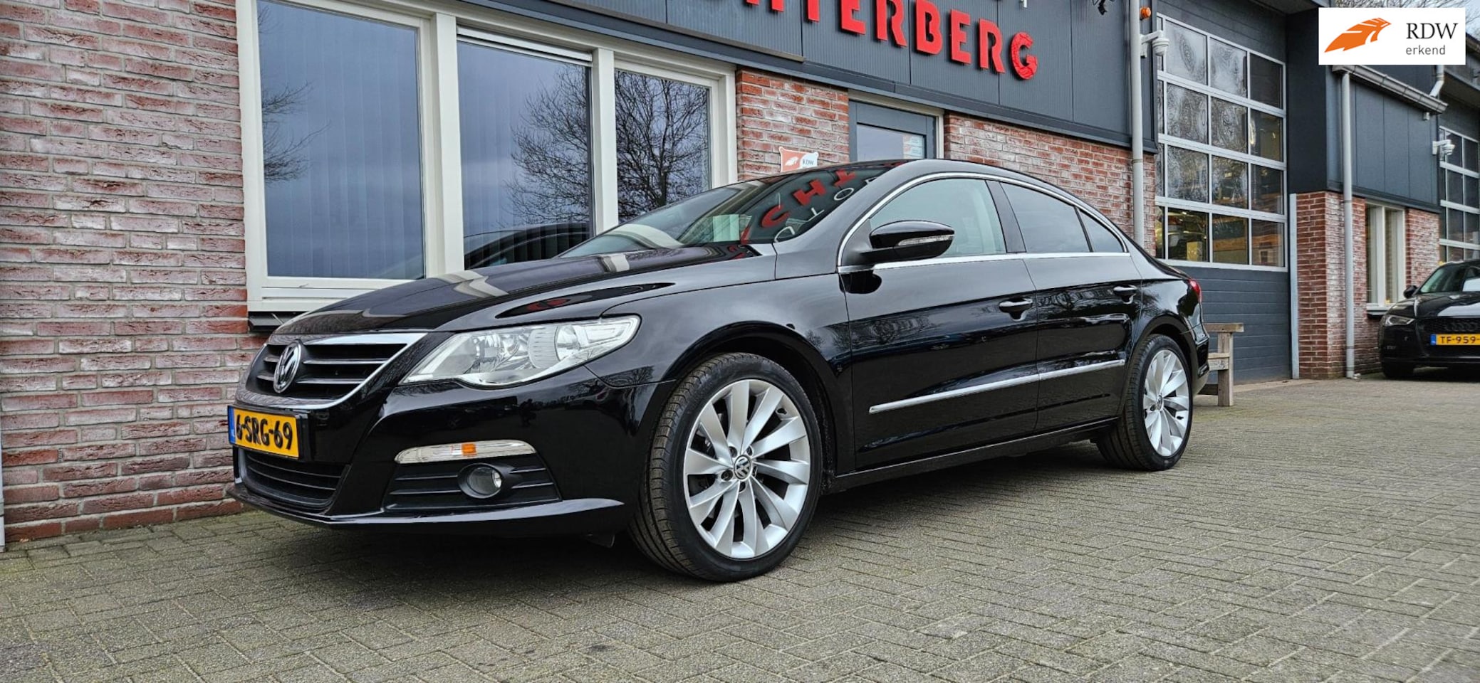 Volkswagen Passat CC - 1.8 TSI 4p. Trekhaak! Automaat/DSG! Mooie/Nette Auto! Navigatie! Cruise Control! - AutoWereld.nl