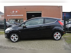 Ford Fiesta - 1.6 Ghia airco inruil mogelijk