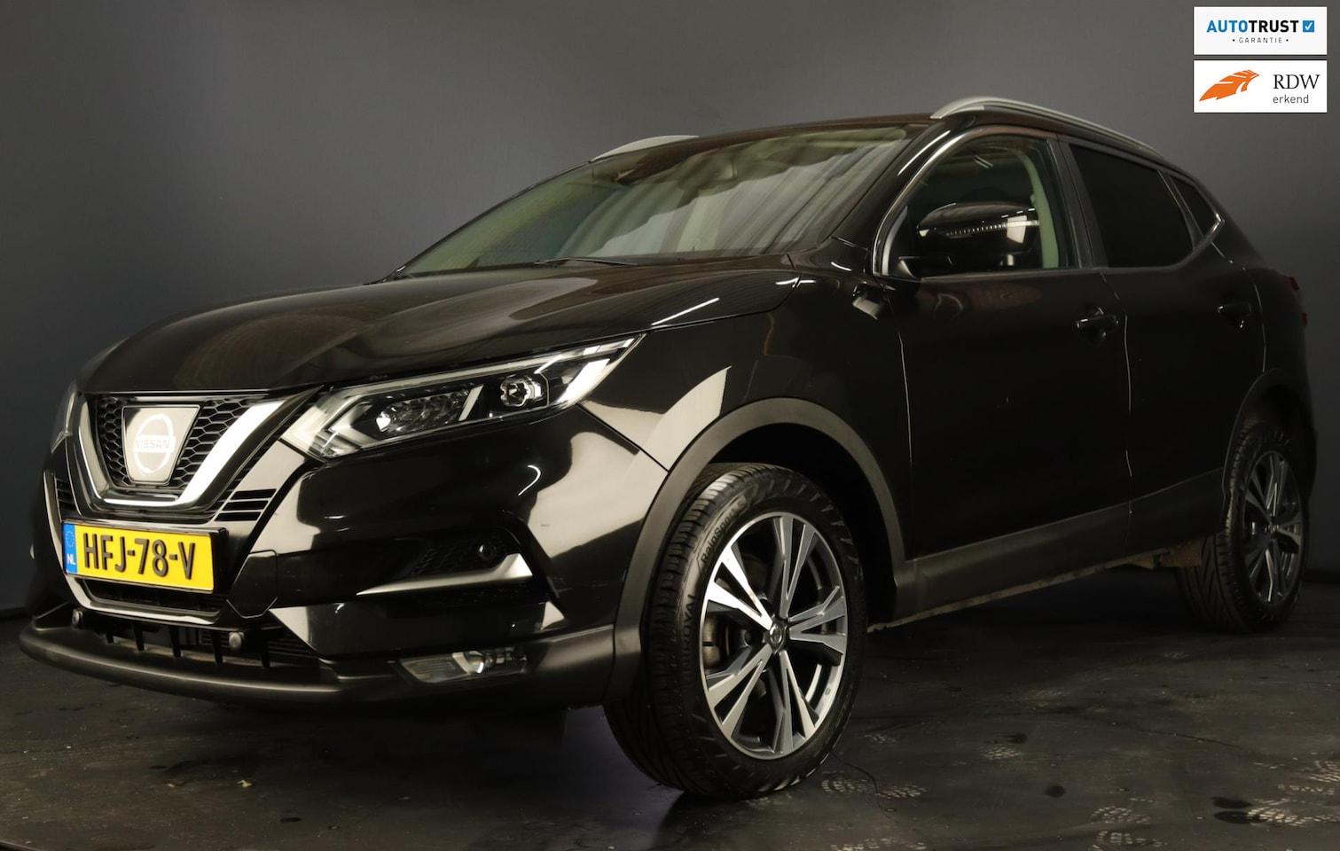 Nissan Qashqai - 1.2 Pano / Camera / Navigatie - AutoWereld.nl