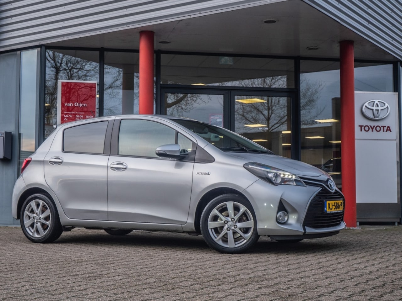 Toyota Yaris - 1.5 Hybrid Dynamic 1.5 Hybrid Dynamic - AutoWereld.nl