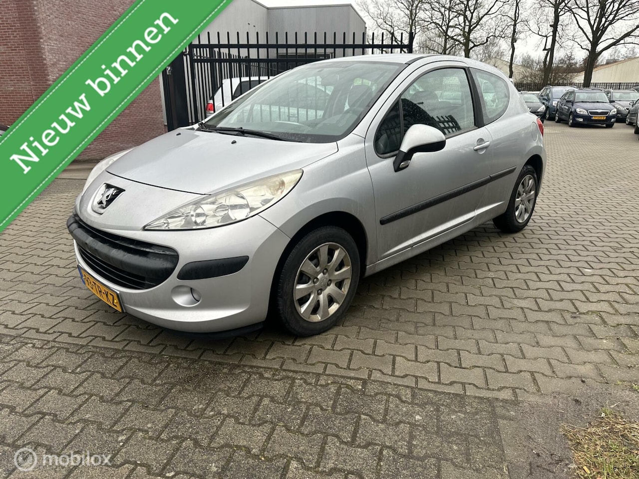 Peugeot 207 - 1.4 Color-line 90.000 km nap - AutoWereld.nl