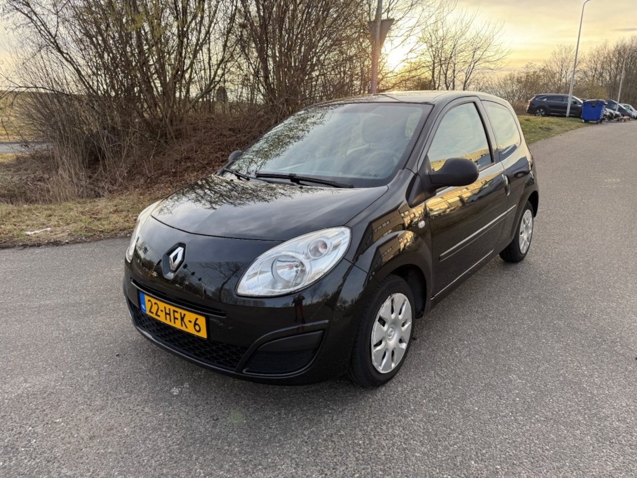 Renault Twingo - 1.2 DYNAMIQUEAIRCOZUINIG - AutoWereld.nl