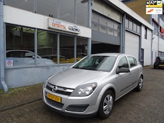 Opel Astra - 1.6 Business