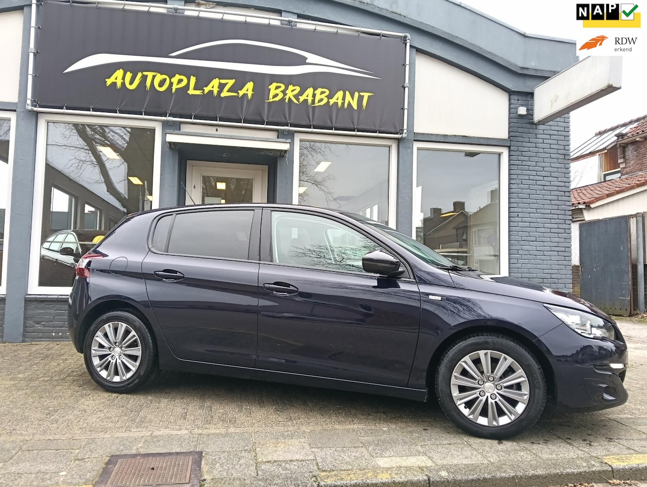 Peugeot 308 - 1.2 PureTech/ GT LINE PAKKET/ NAVI/ PDC/ PANO/ XENON/ CRUISE/ CAMERA/ DISTR VV - AutoWereld.nl