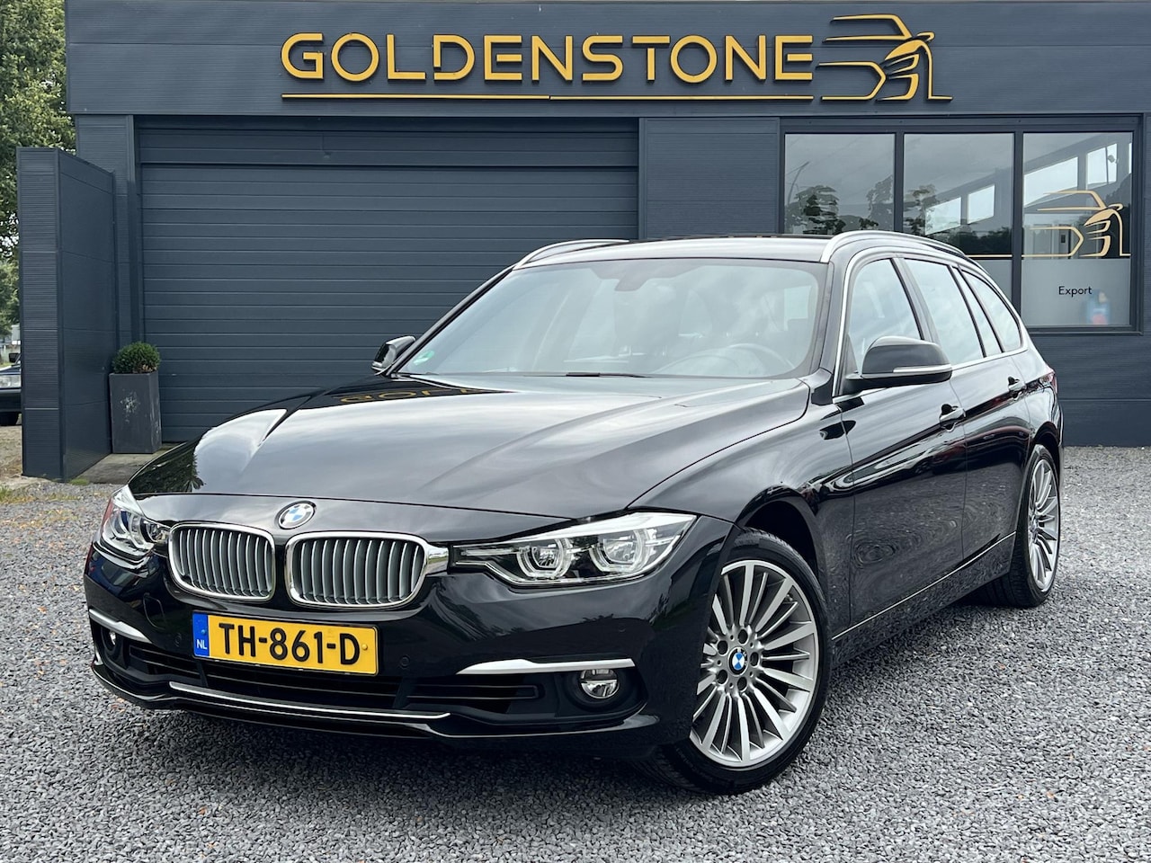 BMW 3-serie Touring - 320i Luxury Edition 2e Eigenaar,Navi,Leder,Camera,Cruise,Trekhaak,N.A.P,Apk tot 02-2027 - AutoWereld.nl