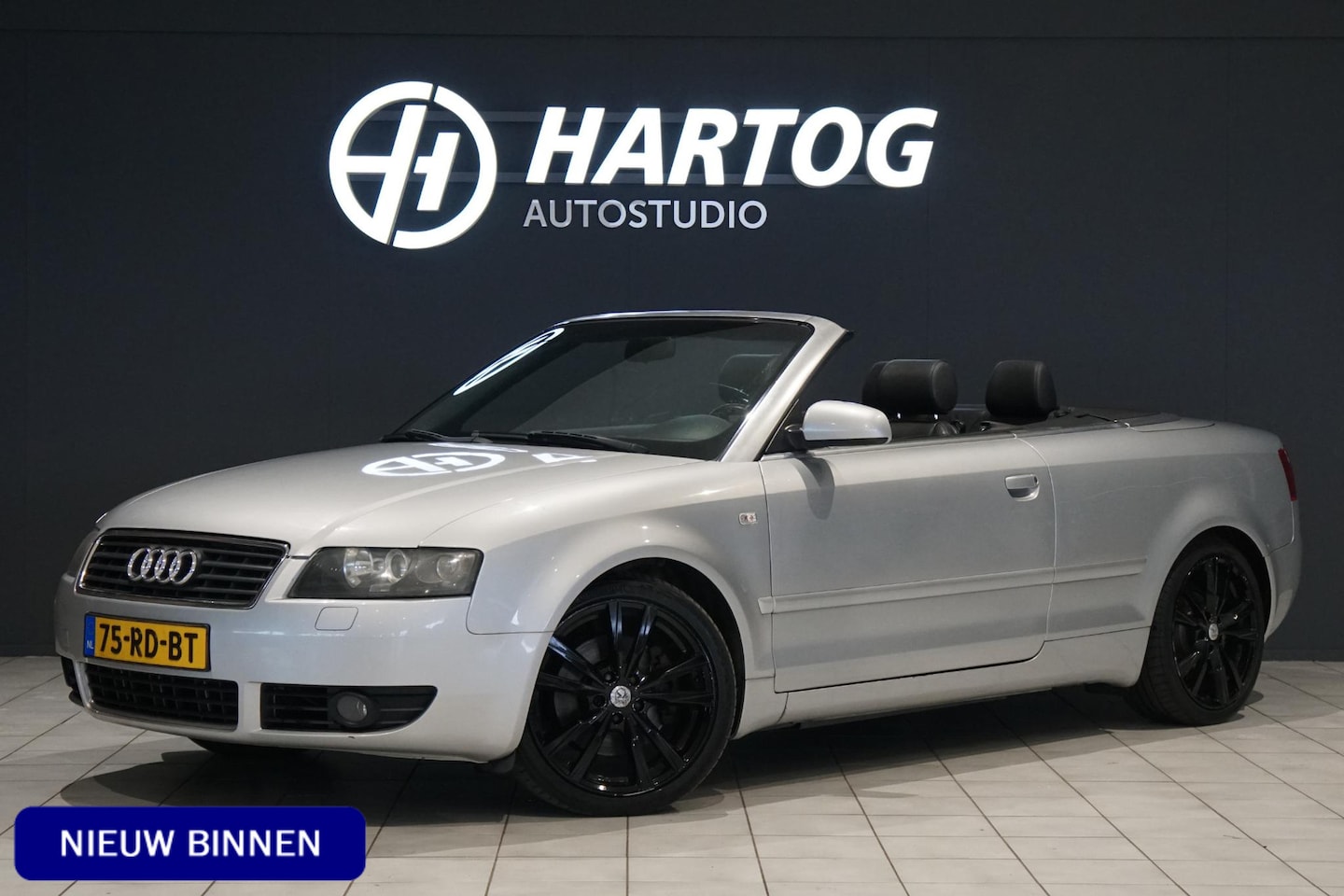 Audi A4 Cabriolet - 3.0 V6 220PK + AUT. / LEDER / XENON - AutoWereld.nl