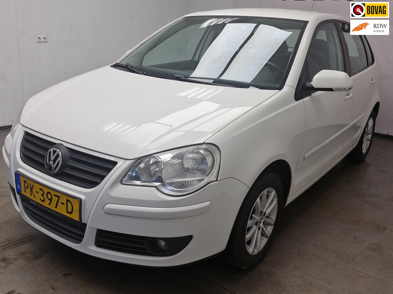 Volkswagen Polo - 1.4-16V Trendline GARANTIE ! AIRCO ! NIEUWE APK ! - AutoWereld.nl