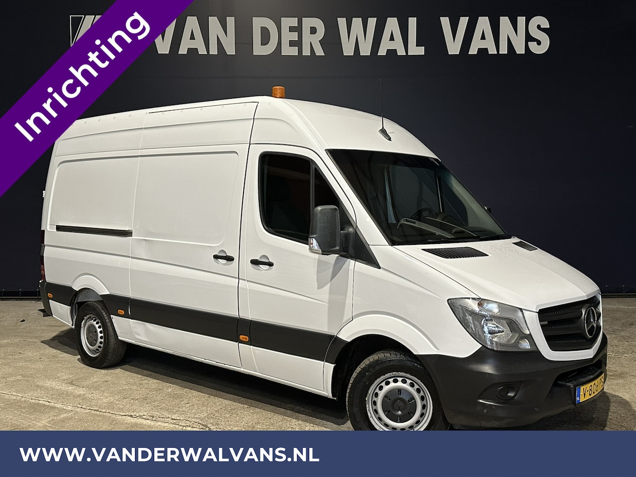 Mercedes-Benz Sprinter - 316 CDI 164pk L2H2 inrichting Euro6 Airco | Omvormer | 2800kg Trekhaak | Cruisecontrol Cha - AutoWereld.nl