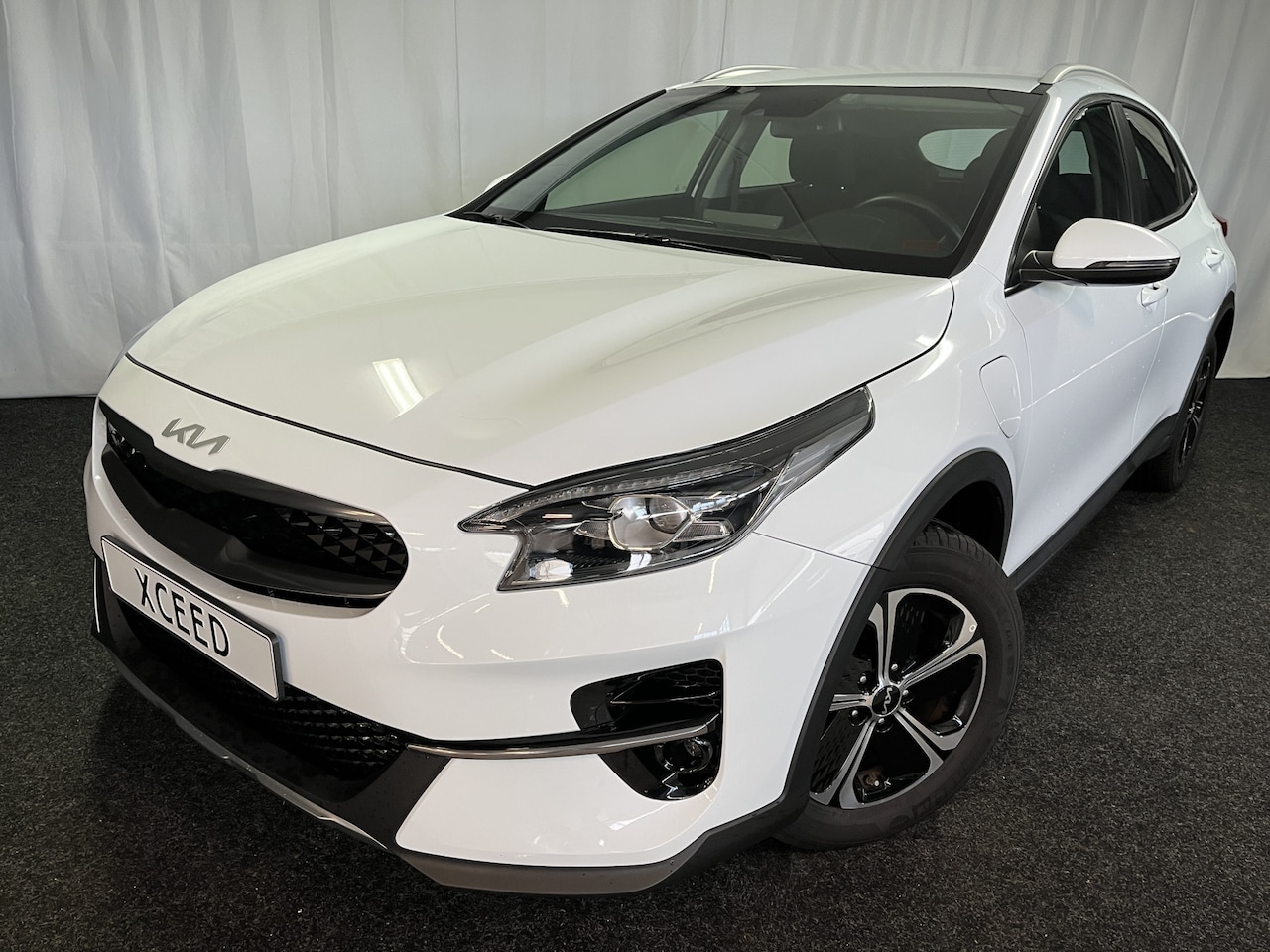 Kia XCeed - 1.6 GDi PHEV PLUG-IN DynamicLine ECC/CAMERA/APPLE/STOELVERW. - AutoWereld.nl