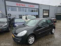 Renault Clio - 1.2-16V Authentique / Airco / APK 1 jaar /