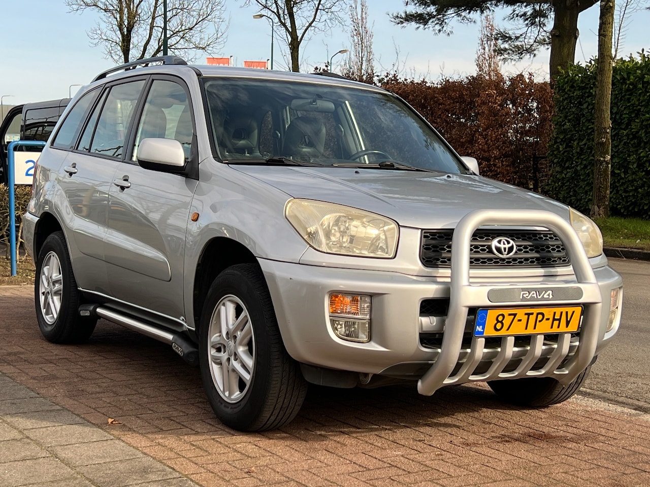 Toyota RAV4 - 1.8 VVT-i Luna *Airco|Trekhaak - AutoWereld.nl