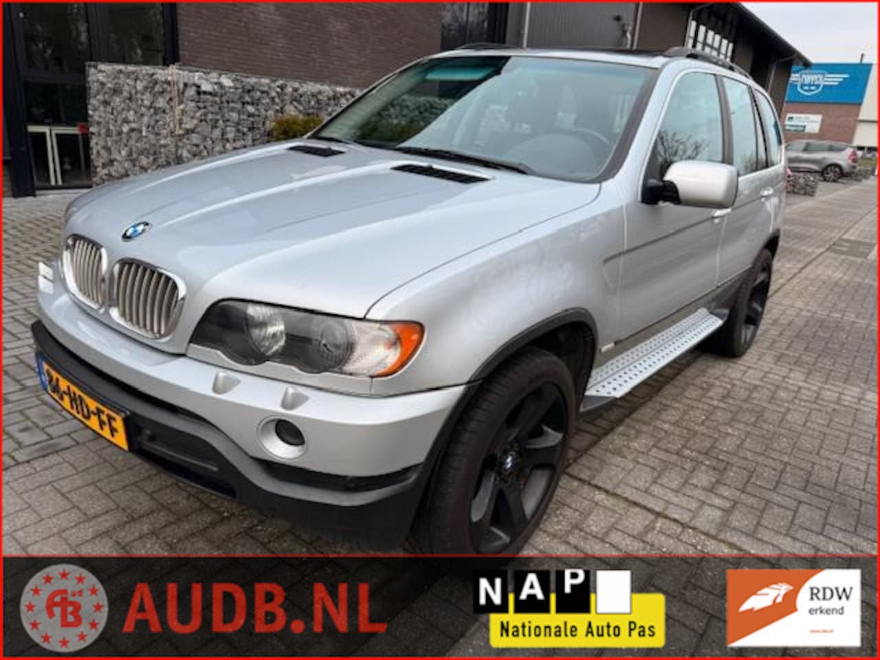 BMW X5 - 4.4i Executive | YOUNGTIMER | 20 INCH BREEDSET | VOL OPTIES | - AutoWereld.nl