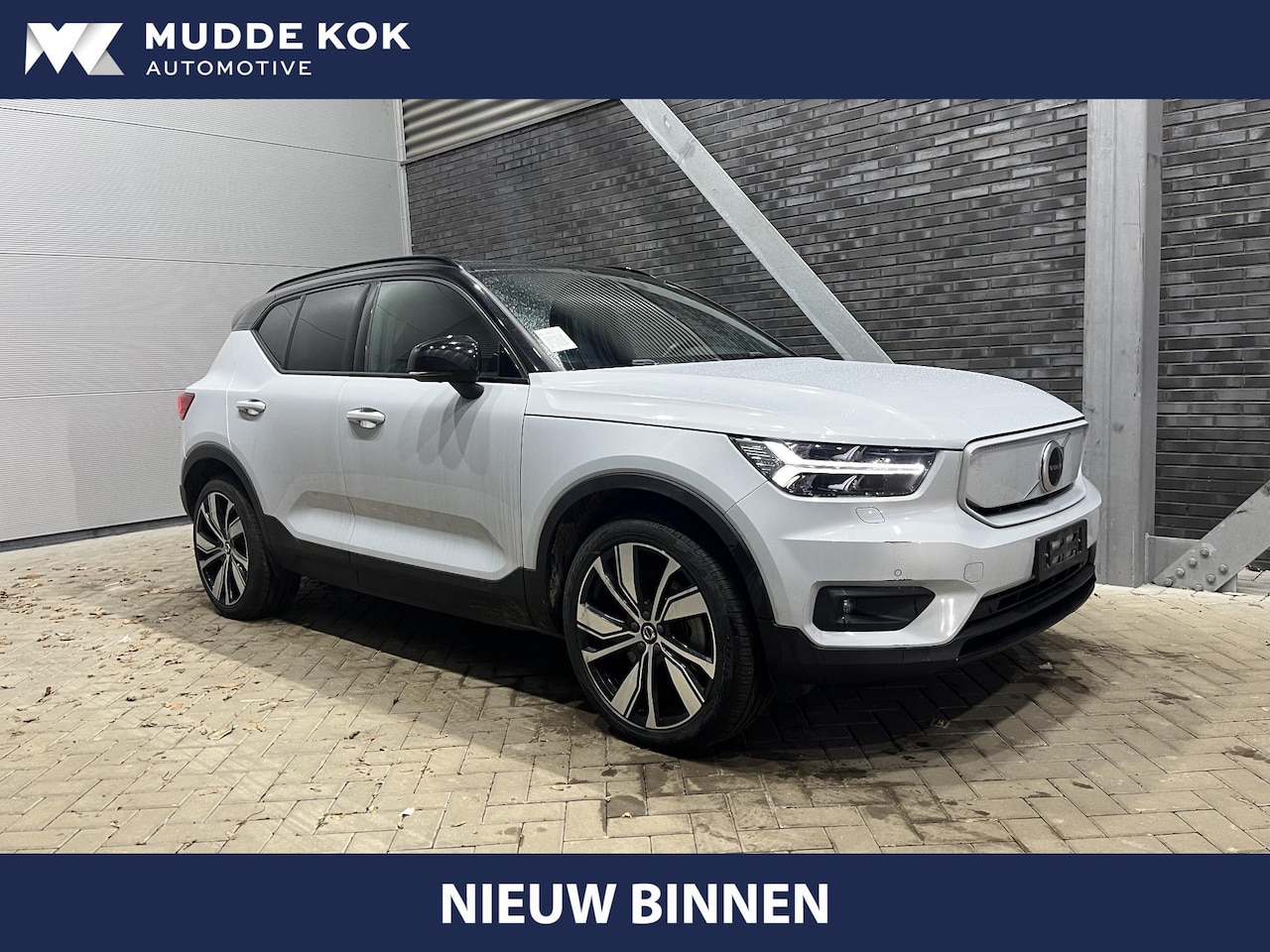 Volvo XC40 - Recharge P8 AWD R-Design | Incl. BTW | Panoramadak | ACC | harman/kardon | 360° Camera | T - AutoWereld.nl