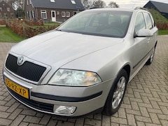 Skoda Octavia Combi - 2.0 FSI Elegance