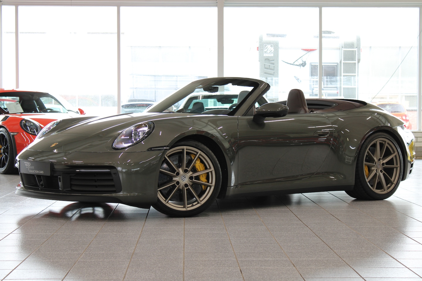 Porsche 911 Cabrio - 3.0 Carrera 4S | PCCB | 360° | HUD | Burmester - AutoWereld.nl