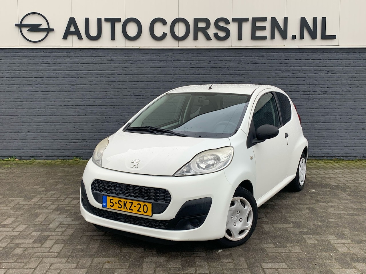 Peugeot 107 - 1.0 3Drs Access Radio CD Speler ABS Airbag Stuurbekrachtiging - AutoWereld.nl