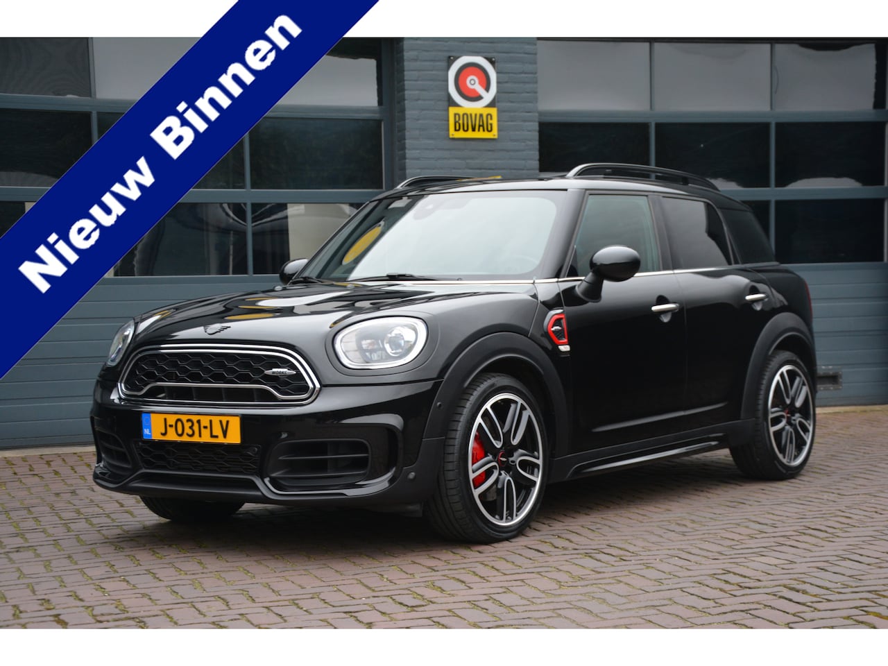 MINI Countryman - 2.0 John Cooper Works ALL4 Chili Mini 2.0 John Cooper Works ALL4 Chili - AutoWereld.nl