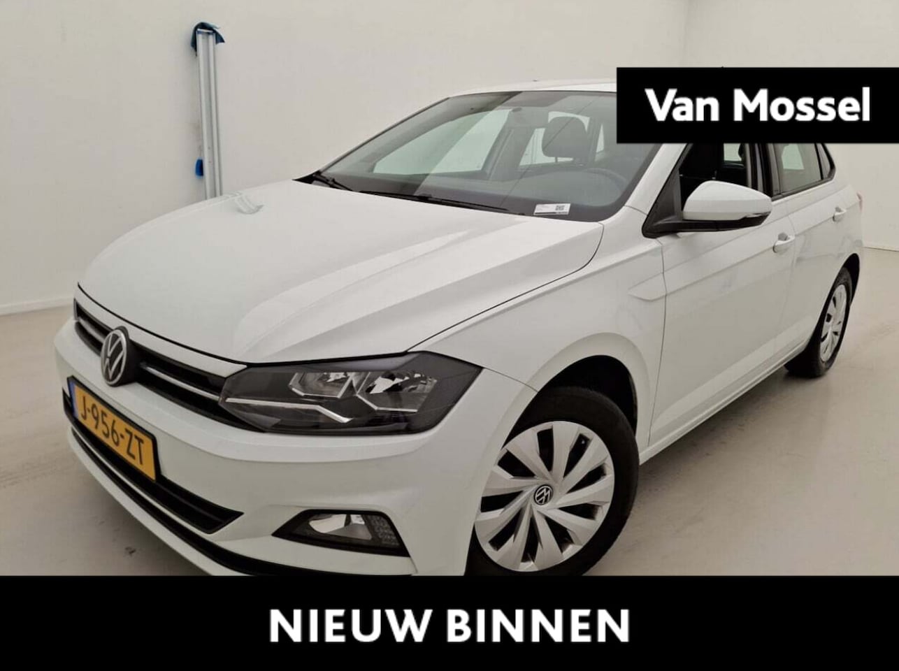 Volkswagen Polo - 1.0 MPI Comfortline 80 PK | Airco | Navigatie | Adaptieve Cruise Control | Apple Carplay | - AutoWereld.nl