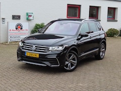 Volkswagen Tiguan - 1.5 TSI 150pk DSG R-Line Business+/ Panoramadak/ Inklapbare trekhaak/ Apple Carplay/ Adapt