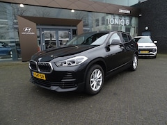 BMW X2 - SDrive20i Business Ed Plus AT/1e eig/trekhaak/NL-auto