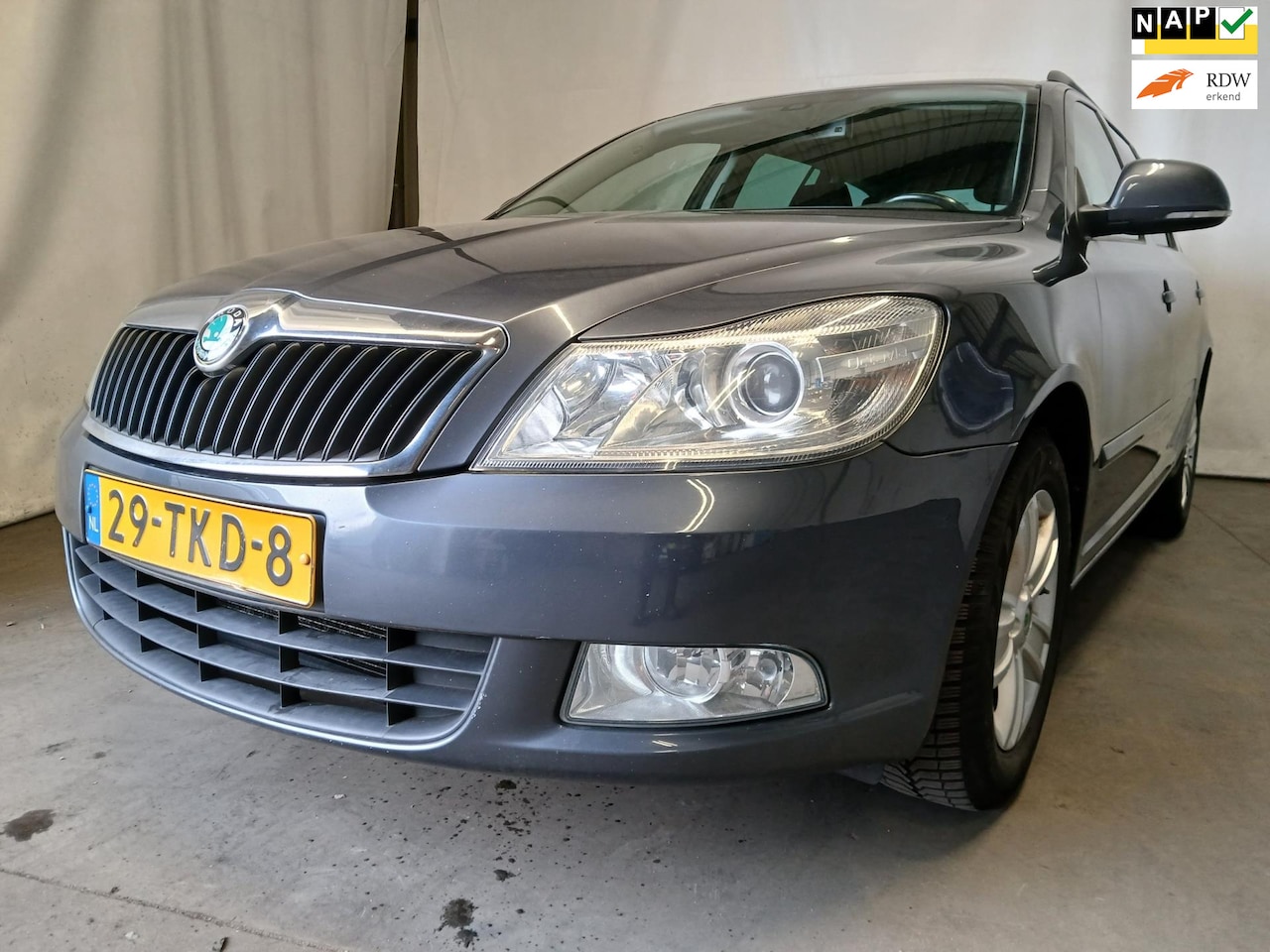 Skoda Octavia Combi - 1.2 TSI Ambition Business Line - Motor Loopt Onregelmatig - Schade - AutoWereld.nl