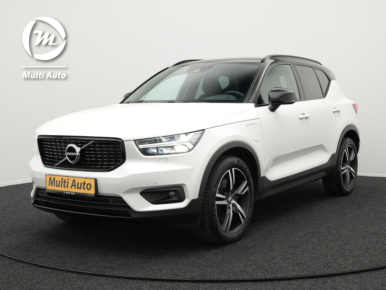 Volvo XC40 - T5 Twin Engine R-Design Plug in Hybrid 261pk PHEV | Alcantara Sportstoelen Memory | Trekha - AutoWereld.nl