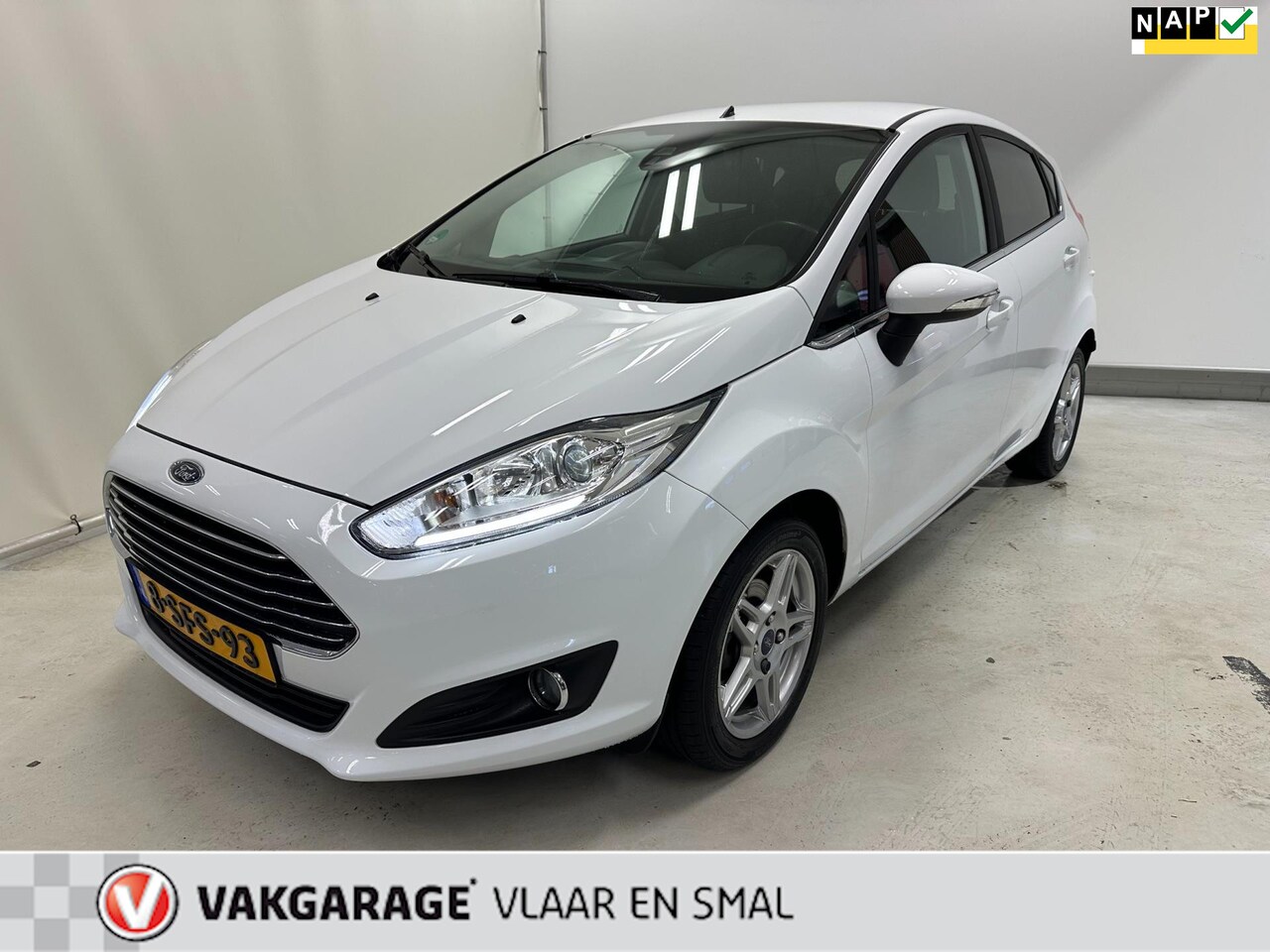 Ford Fiesta - 1.0 EcoBoost Titanium- 1e eigenaar-Dealer onderhouden-Navigatie-park pilot-Cruise controle - AutoWereld.nl