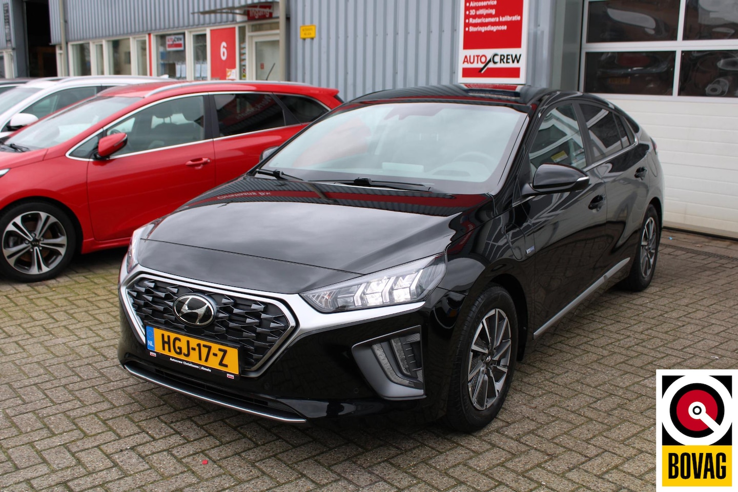 Hyundai IONIQ - 1.6 GDi PHEV Premium 1.6 GDi PHEV Premium - AutoWereld.nl