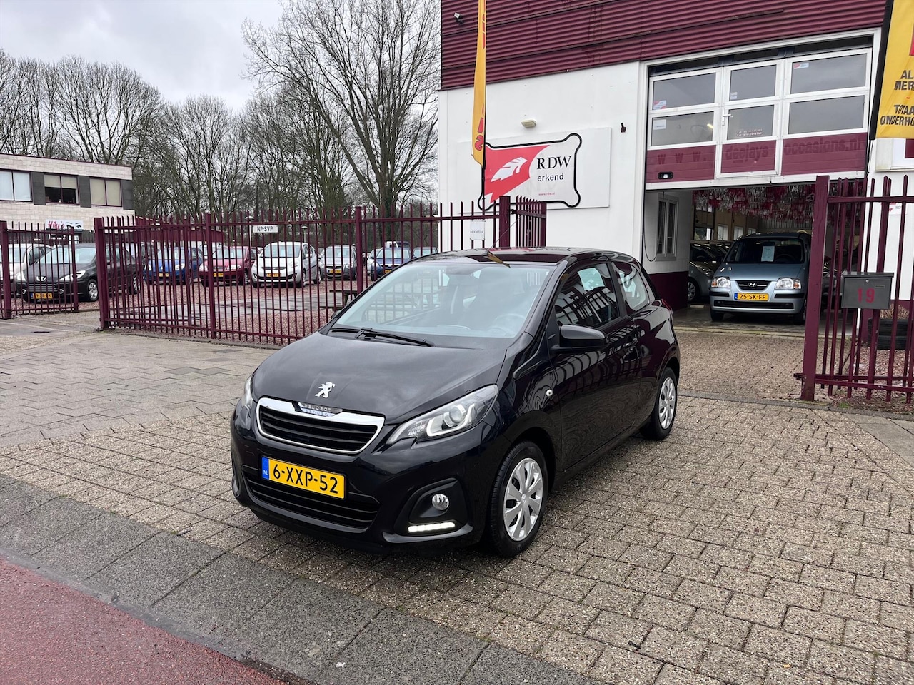 Peugeot 108 - 1.0 e-VTi 68pk 3D Active - AutoWereld.nl