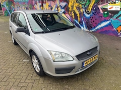 Ford Focus Wagon - 1.6-16V Champion airco sport velgen stereo alle boeken aanwezig goed onderhouden rijd lekk