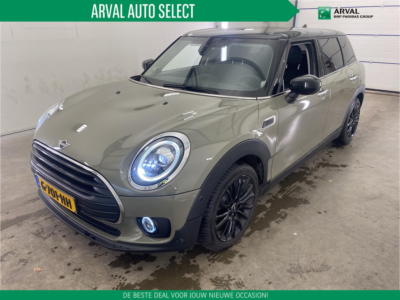 MINI Clubman - Mini 1.5 136pk Automaat Cooper Business Edition | Navigatie | Stoelverwarming | LED Koplam - AutoWereld.nl