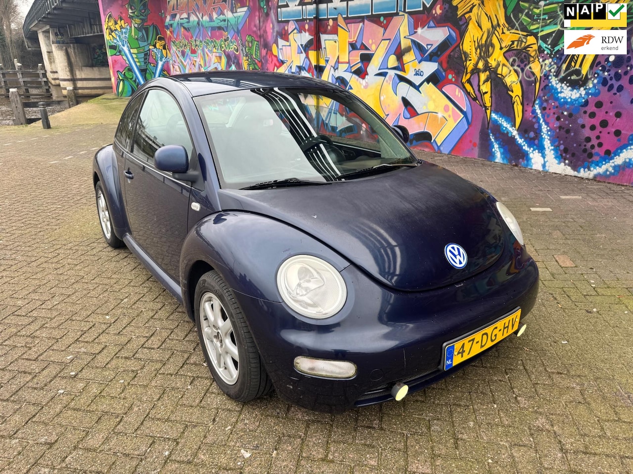 Volkswagen New Beetle - 2.0 Highline airco bbs velgen elektrische ramen boeken aanwezig stereo goed rijdende auto - AutoWereld.nl