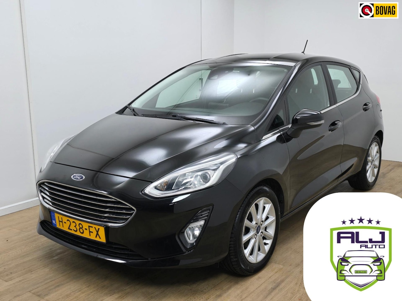 Ford Fiesta - Occasion 1.0 EcoBoost Titanium (luxe uitvoering) met carplay en cruisecontrol | Tweedehand - AutoWereld.nl