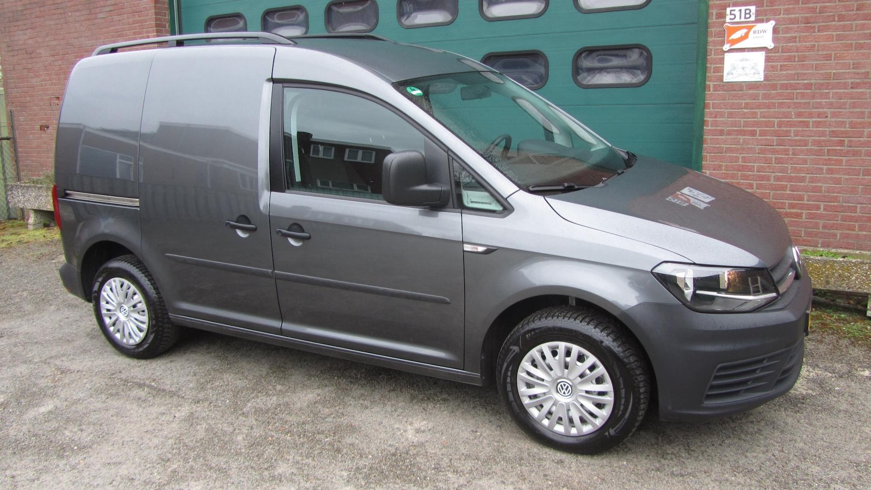 Volkswagen Caddy - 2.0 TDI L1H1 BMT Economy Business 2.0 TDI L1H1 BMT Economy Business - AutoWereld.nl