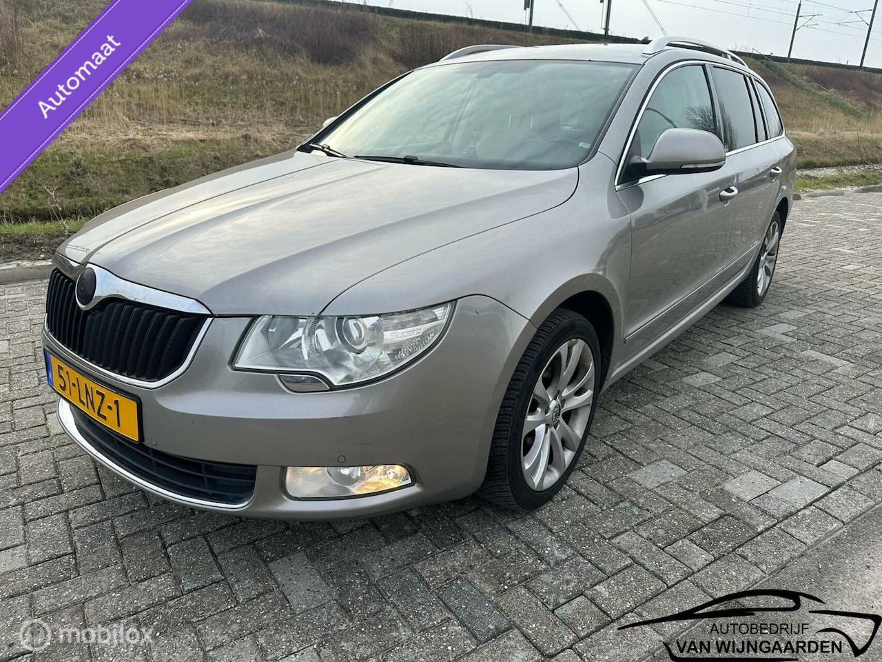 Skoda Superb Combi - 1.8 TSI,Automaat,Vol Leder,Navigatie,LM V - AutoWereld.nl