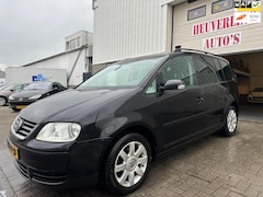 Volkswagen Touran - 1.6-16V FSI Turijn|Airco|Clima|6Bak