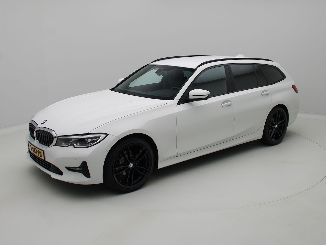 BMW 3-serie Touring - 318i Business Edition Sport ,Digitaal Dash. - AutoWereld.nl