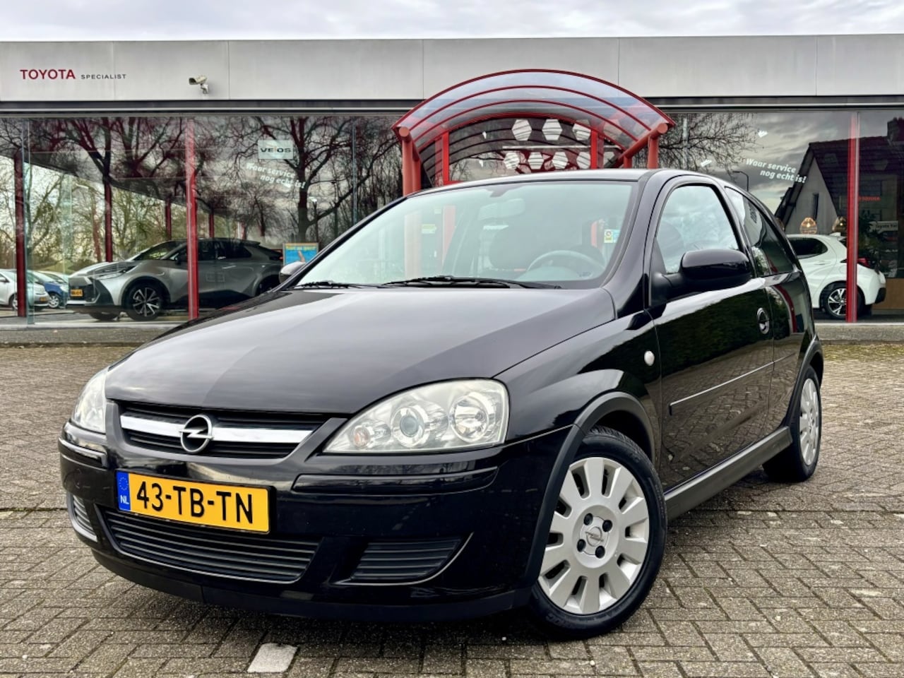 Opel Corsa - 1.2-16V Silverline | Airco | Nieuwe APK | Trekhaak - AutoWereld.nl