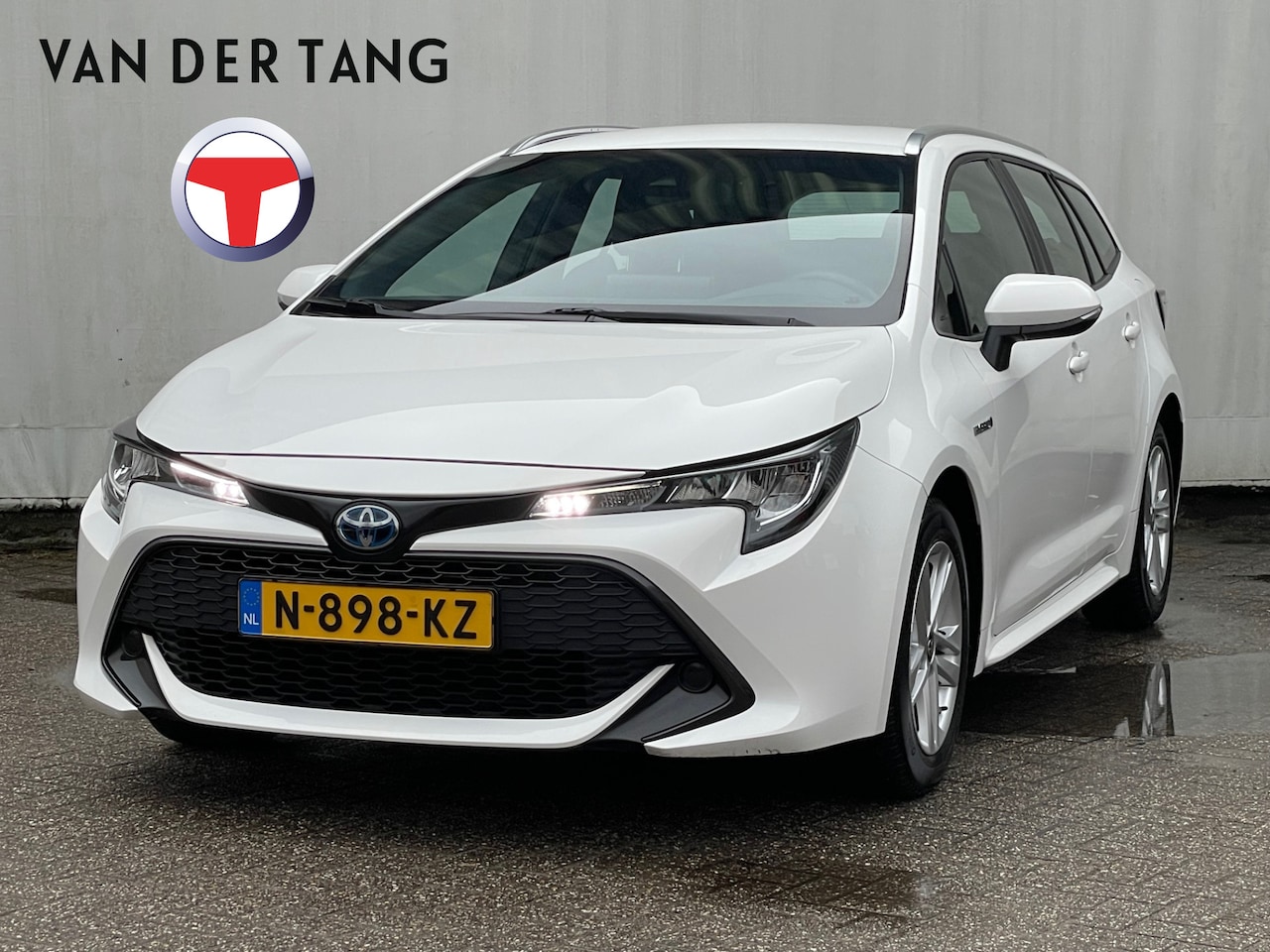 Toyota Corolla Touring Sports - 1.8 Hybrid Active / Carplay - AutoWereld.nl