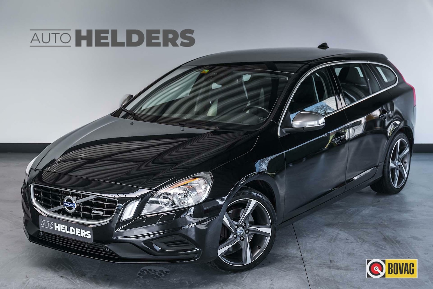 Volvo V60 - 3.0 T6 AWD R-Design 305 PK Camera 18' - AutoWereld.nl