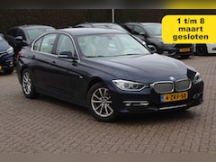 BMW 3-serie - 320d EfficientDynamics Exe. / Leder / Navigatie / Parkeerhulp achter / Cruise Control / Xe